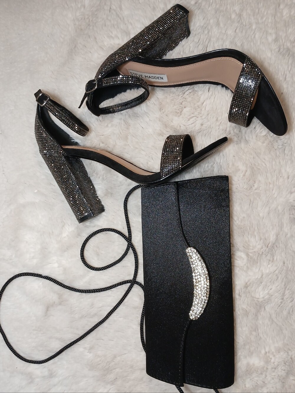 🩷Bundle🩷Steve Madden Black Rhinestone Ankle Strap heels +Black Clutch - Picture 7 of 16